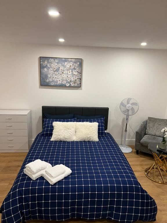 Ένα ή περισσότερα κρεβάτια σε δωμάτιο στο Studio Royal