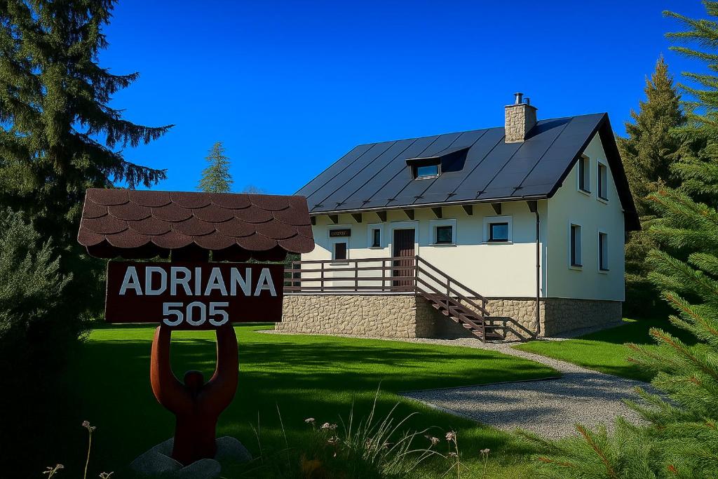 Budova, kde se prázdninový dům nachází