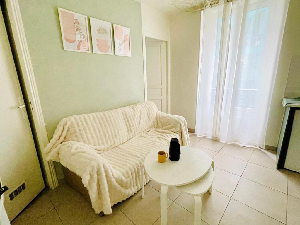 Φωτογραφία από το άλμπουμ του Cosy Room at Paris 10ème στο Παρίσι