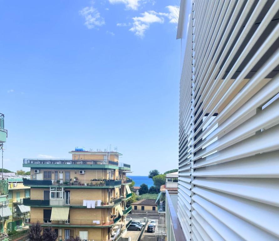 Το κτήριο όπου στεγάζεται  το διαμέρισμα