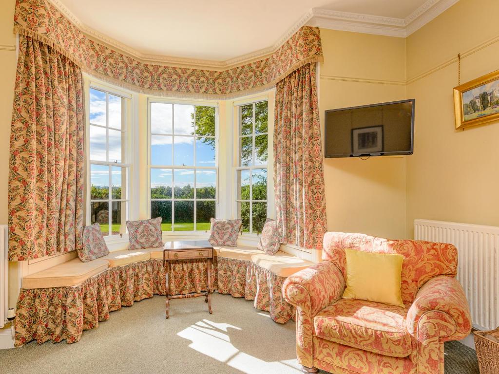 Wintonhill Farmhouse - Uk50381 - Vakantiehuis Met 6 Slaapkamers