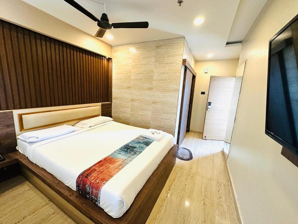 Ένα ή περισσότερα κρεβάτια σε δωμάτιο στο Hotel Keys Elite