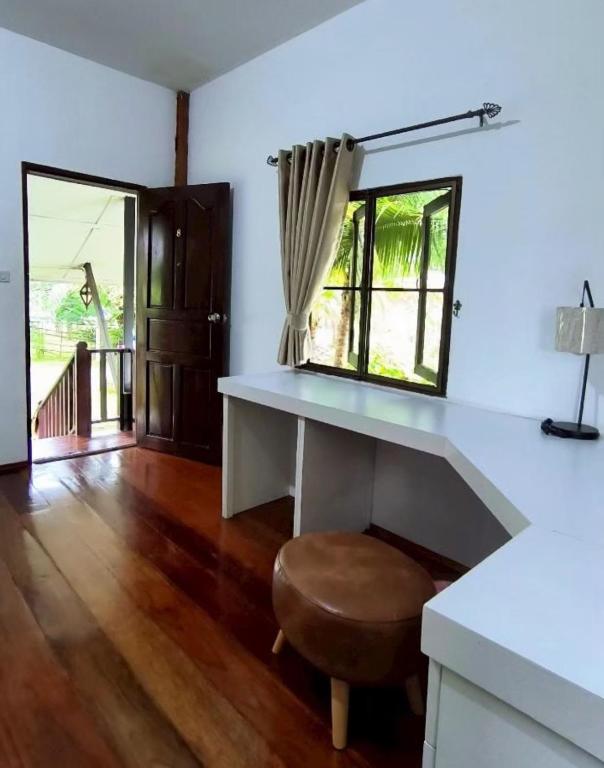 The forest hill cafe&homestays Chiangmai - Queen Room With Garden View