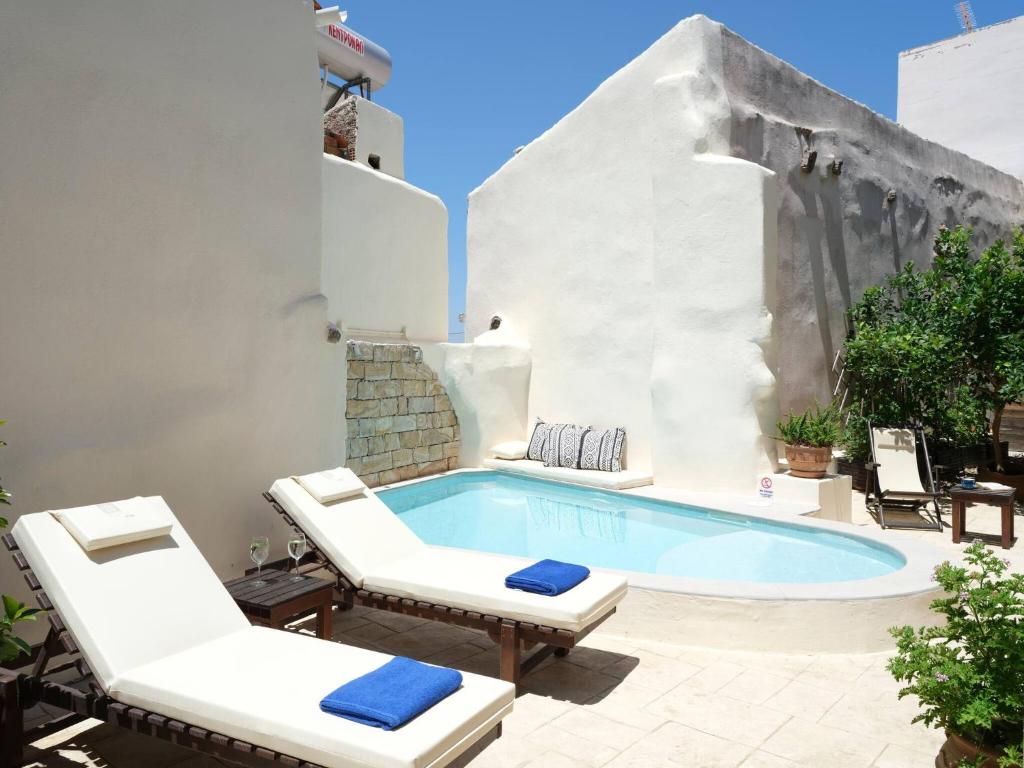 Hồ bơi trong/gần Casa Sofia Apt#1, By Hellocrete