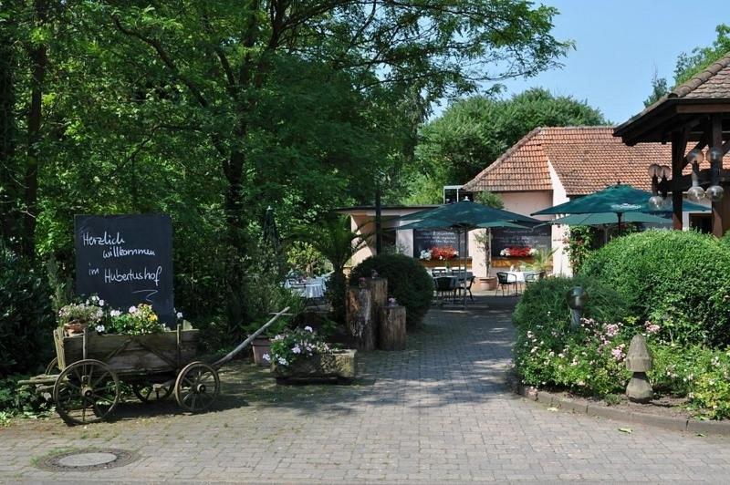 Κήπος έξω από το Pension Hubertushof