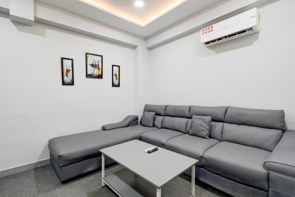 Χώρος καθιστικού στο Hotel O N Grand