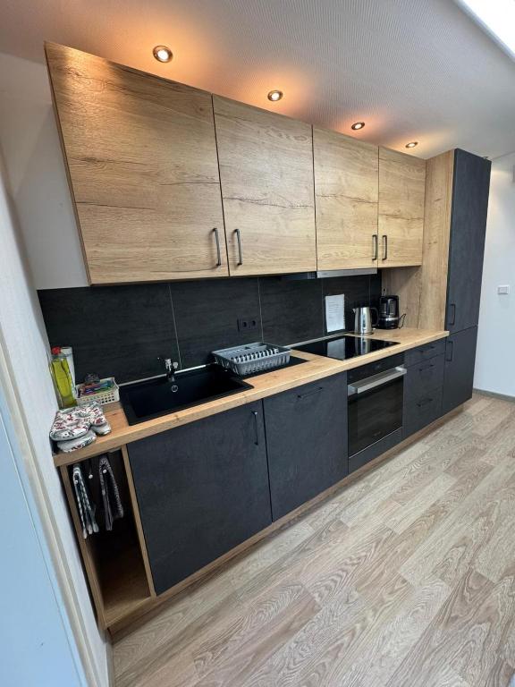 Η κουζίνα ή μικρή κουζίνα στο Ferienwohnung Bernhard