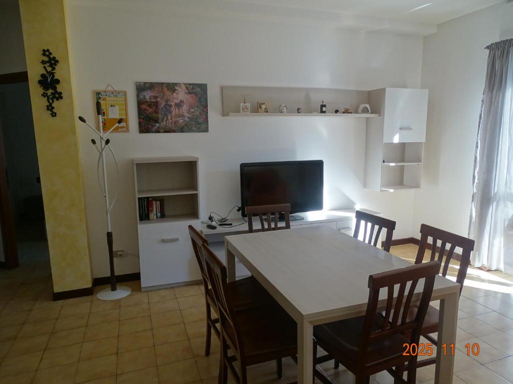 Μια τηλεόραση ή/και κέντρο ψυχαγωγίας στο Il Posto Giusto