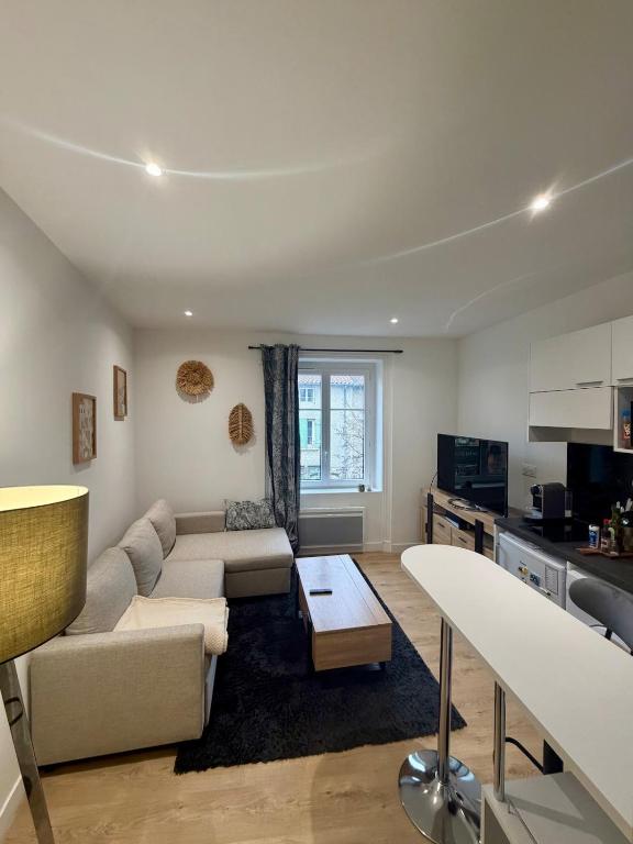 TV a/nebo společenská místnost v ubytování Harmony