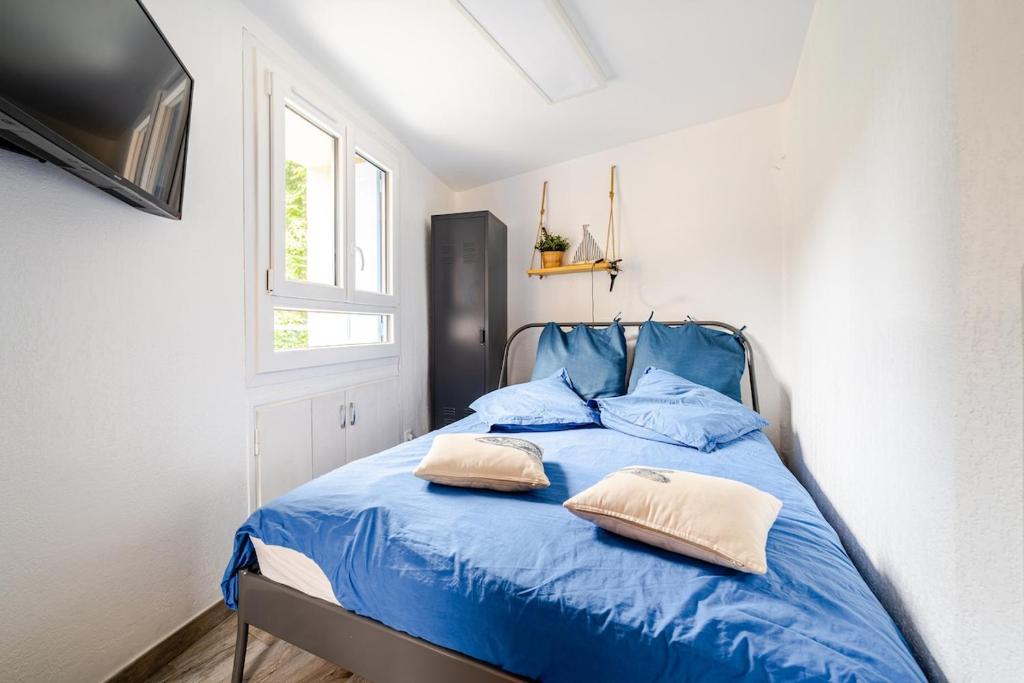 Ένα ή περισσότερα κρεβάτια σε δωμάτιο στο My Collioure - La Suite - Sauna, Spa & Beach