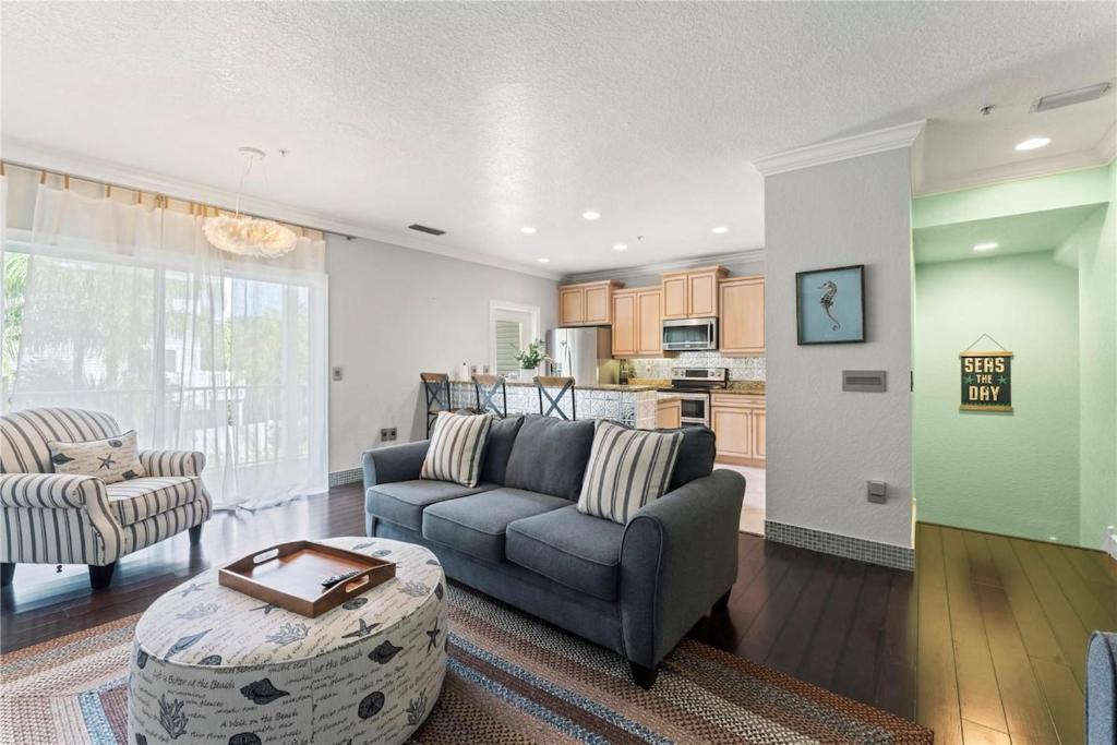 Kuchyň nebo kuchyňský kout v ubytování Beach House Paradise - Walk to everything!