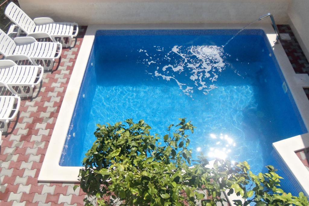 Family-friendly apartments with swimming pool Mavarstica, Ciovo - 16559