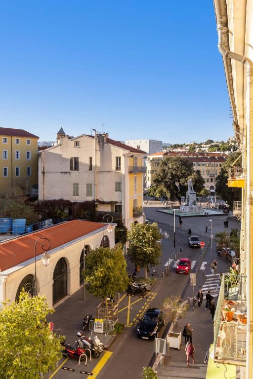 Le Garibaldi - City centre - Bright - AC