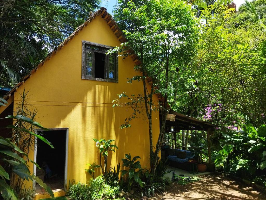 Jardí fora de Cabana Cachoeira