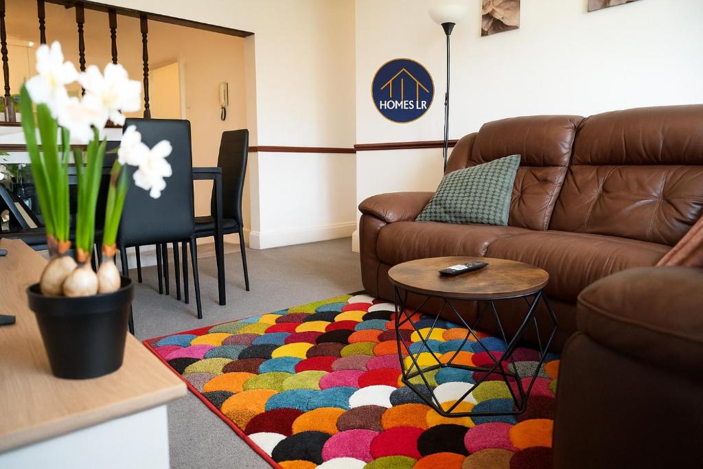 Χώρος καθιστικού στο Shoebury Lodge near Sea front with Free onsite Parking