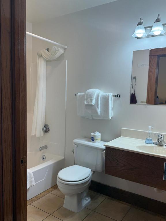 Koupelna v ubytování Town Hall Inn