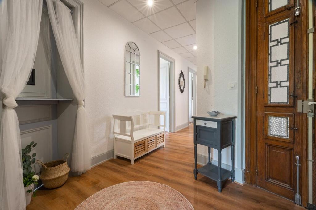 Beautiful Haussmannian apartment in Mulhouse city center – photo 19