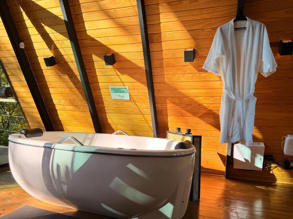 Un baño de Chalés Villa Alecrim