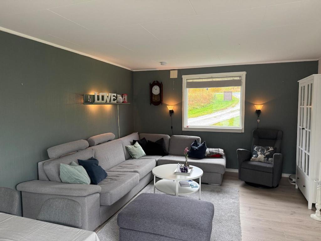 Posezení v ubytování Myrvoll trails og view