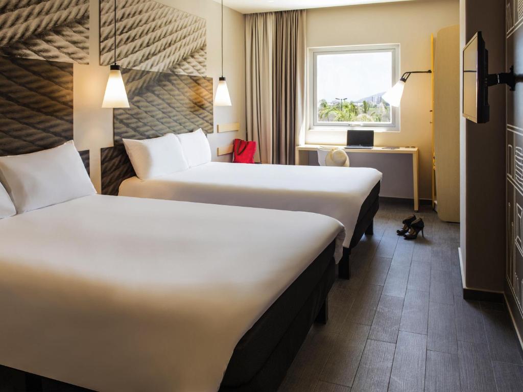 Ibis Mazatlan Marina