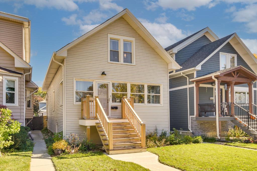 Το κτήριο όπου στεγάζεται  η παραθεριστική κατοικία