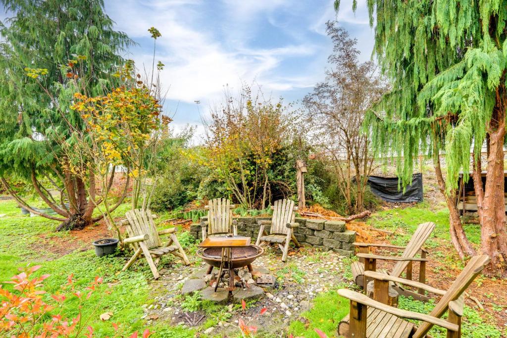 Zahrada ubytování 3 Blocks to Dtwn! Cozy Sedro-Woolley Retreat!