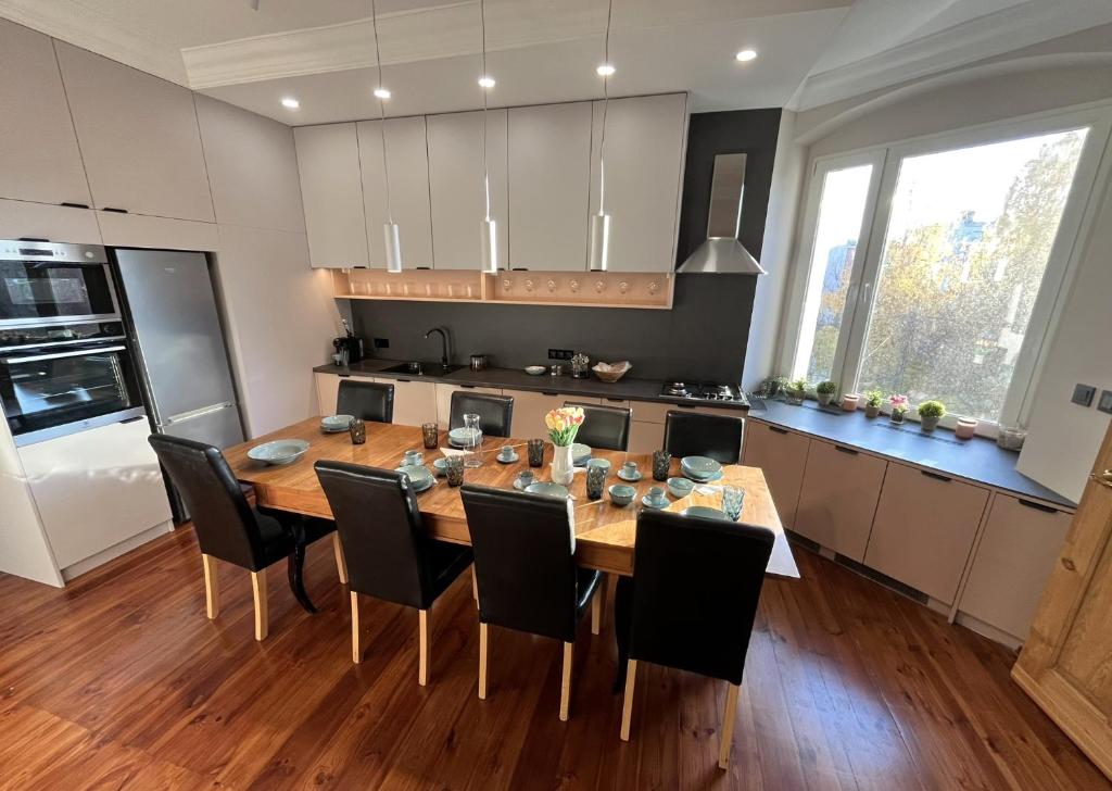 Kuchyň nebo kuchyňský kout v ubytování Parkview Premium Apartment