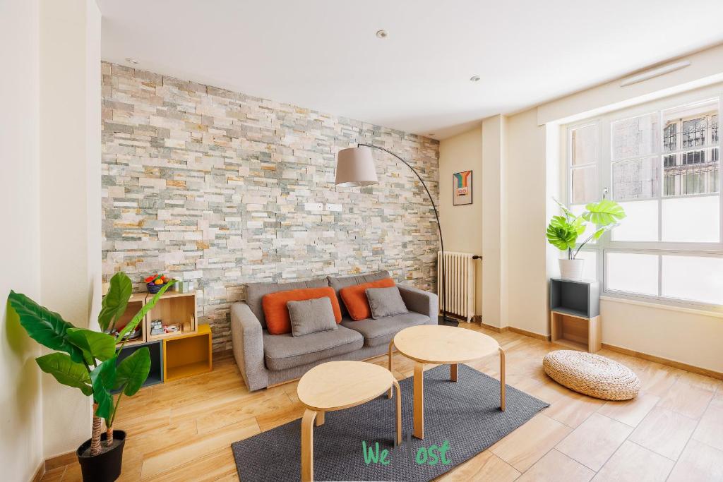 Et opholdsområde på COMM - Proudhon T5 - SC - Grand T5 lumineux au cœur de Besançon