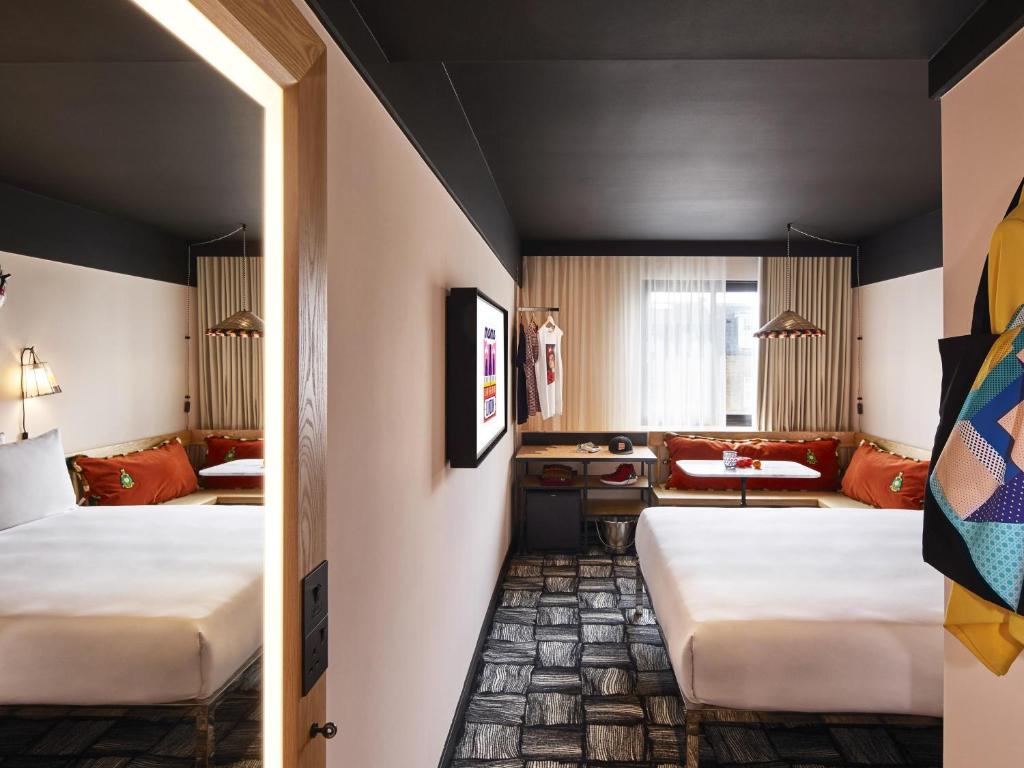 
Medium Mama Double Room
