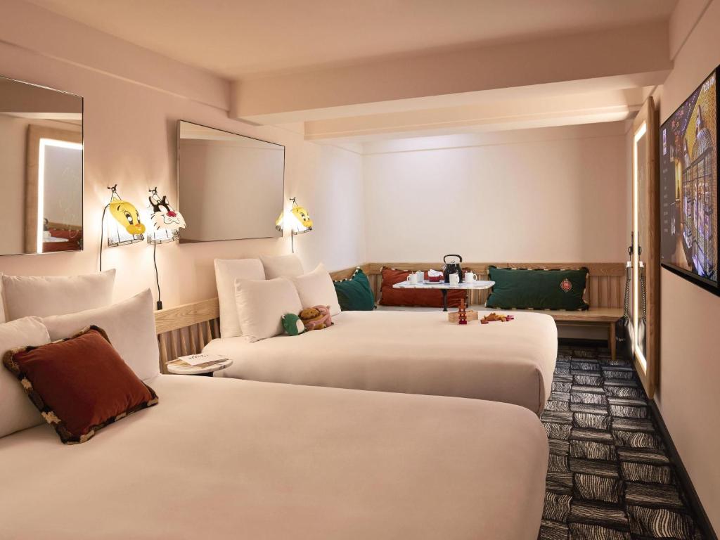 
Standard Quadruple Room – LOWER GROUND
