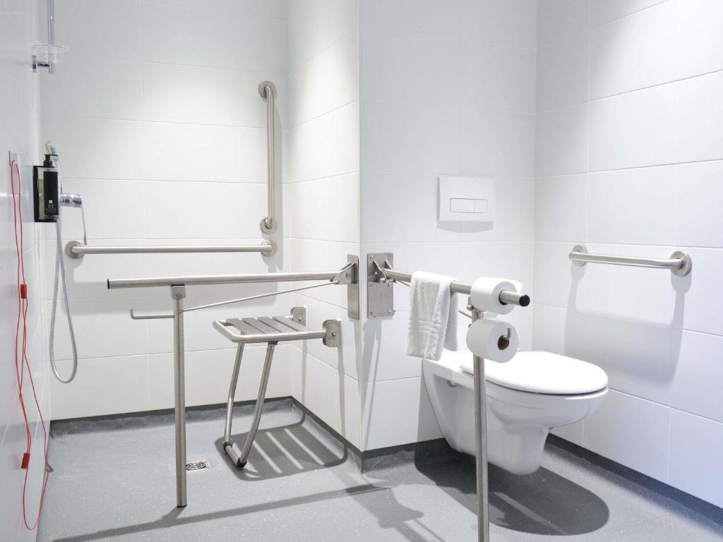 ibis budget Bilbao City - Twin Room - Disability Access