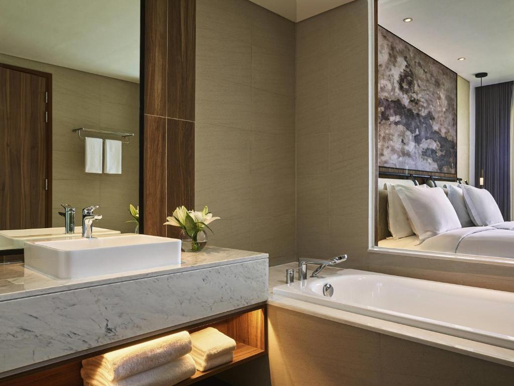 Mövenpick Resort Waverly Phu Quoc - 4