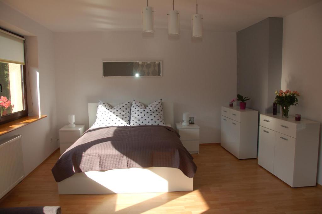 APARTAMENT Zakątek Wrocławia - Two-Bedroom Apartment