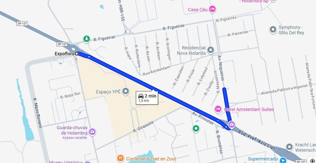 a map of a subway line with a blue at Flat moderno e aconchegante in Holambra