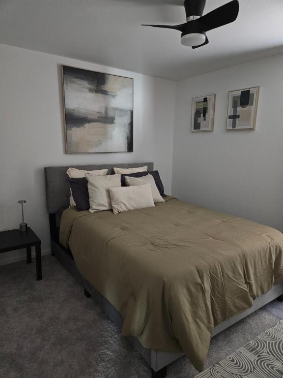 En eller flere senge i et værelse på Valle Cupa Retreat