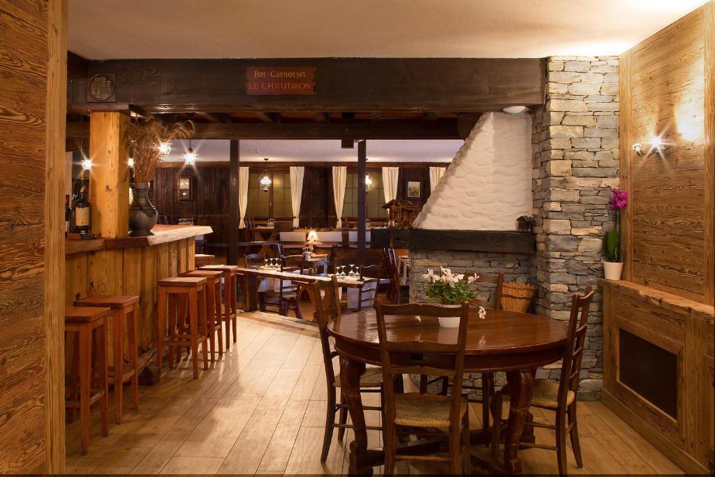 Restaurace v ubytování Hotel La Prairie