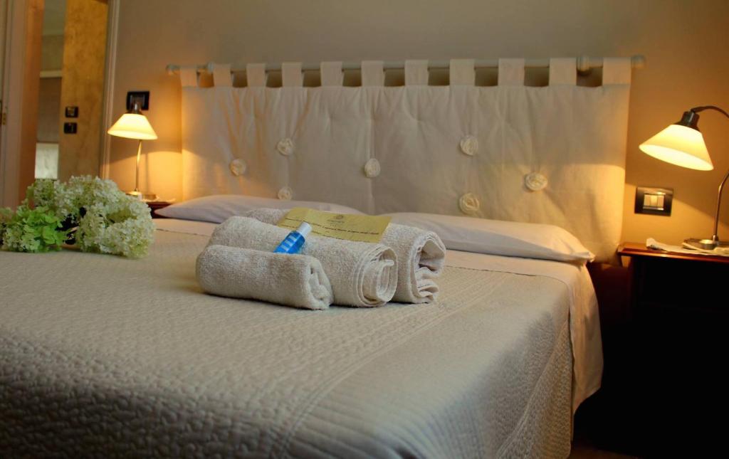 Postel nebo postele na pokoji v ubytování B&B Eremes