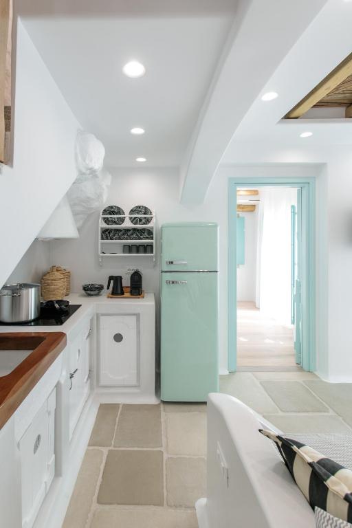 Majo Suites Hotel - 6