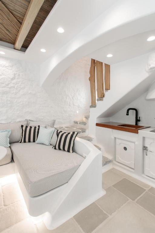 Majo Suites Hotel - 8