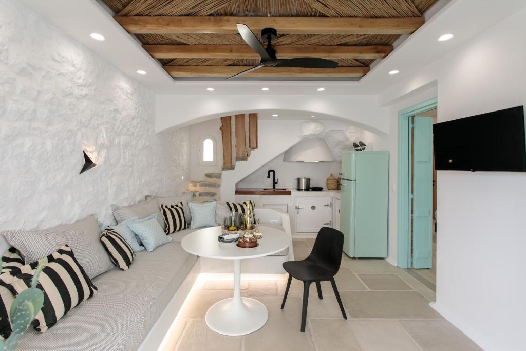 Majo Suites Hotel - 4