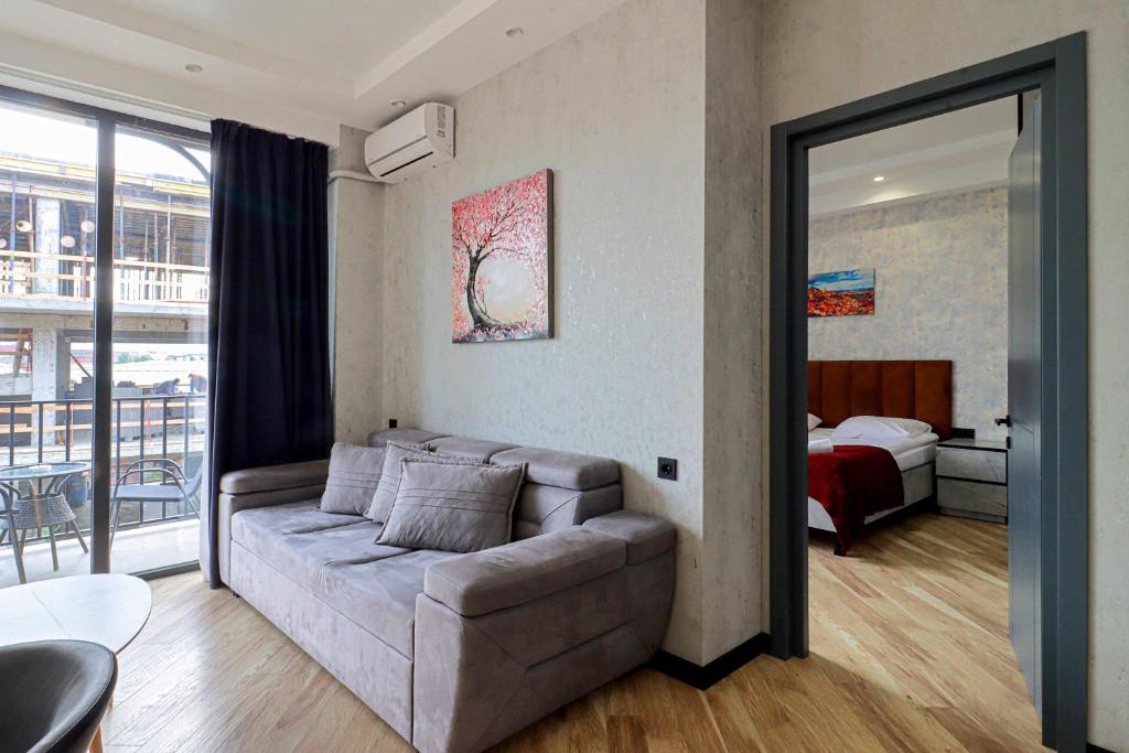 لابی و فضای عمومی Super Cozy Apartment In Old Part Of Tbilisi - تصویر ۵