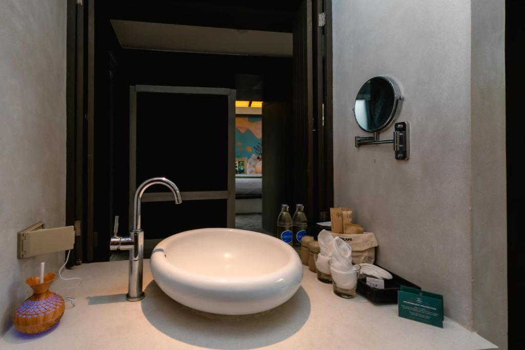 Tolani Resort Koh Samui - 12