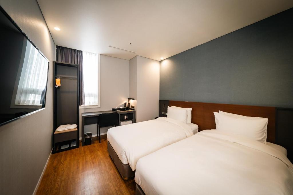 Arban City Hotel - 