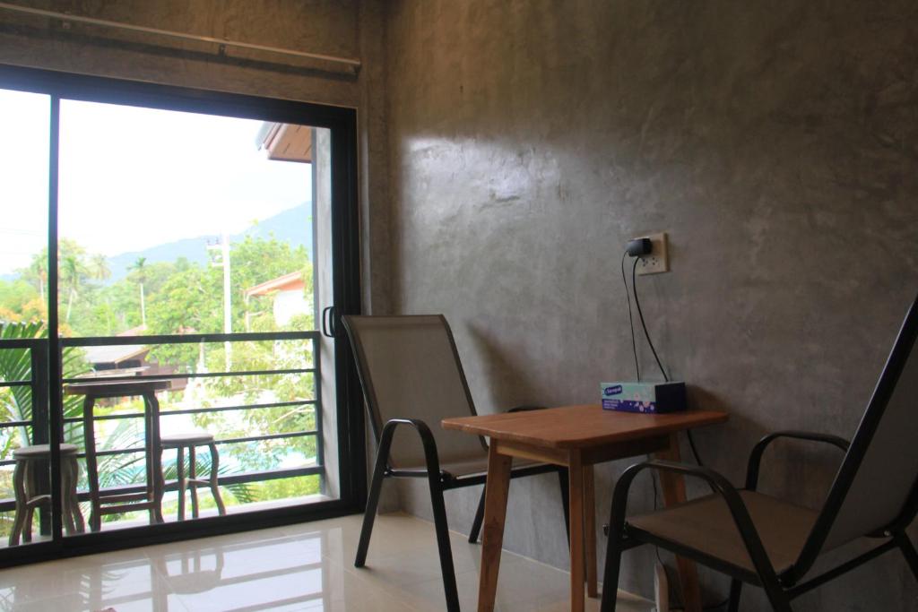 Yangyai Garden Lodge - Tweepersoonskamer Met 2 Aparte Bedden En Balkon