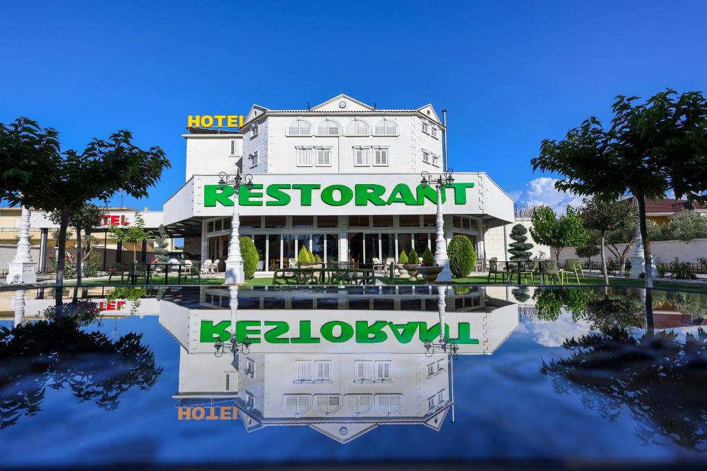 Budova, kde se hodinový hotel nachází