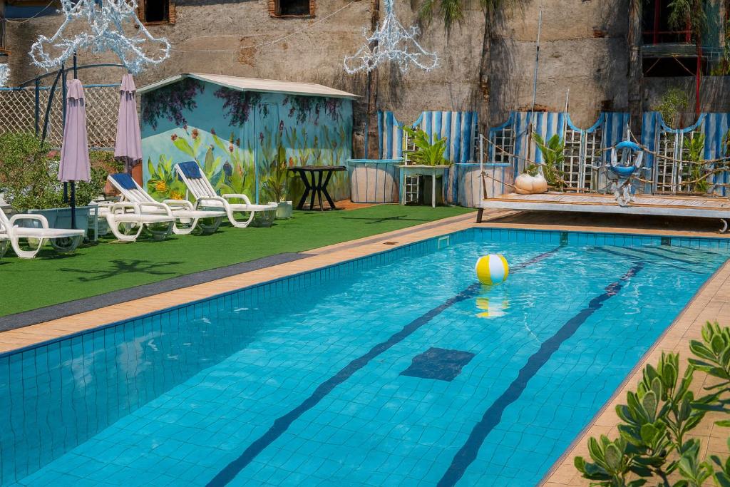 Swimmingpoolen hos eller tæt på Hotiday Taormina Mazzeo