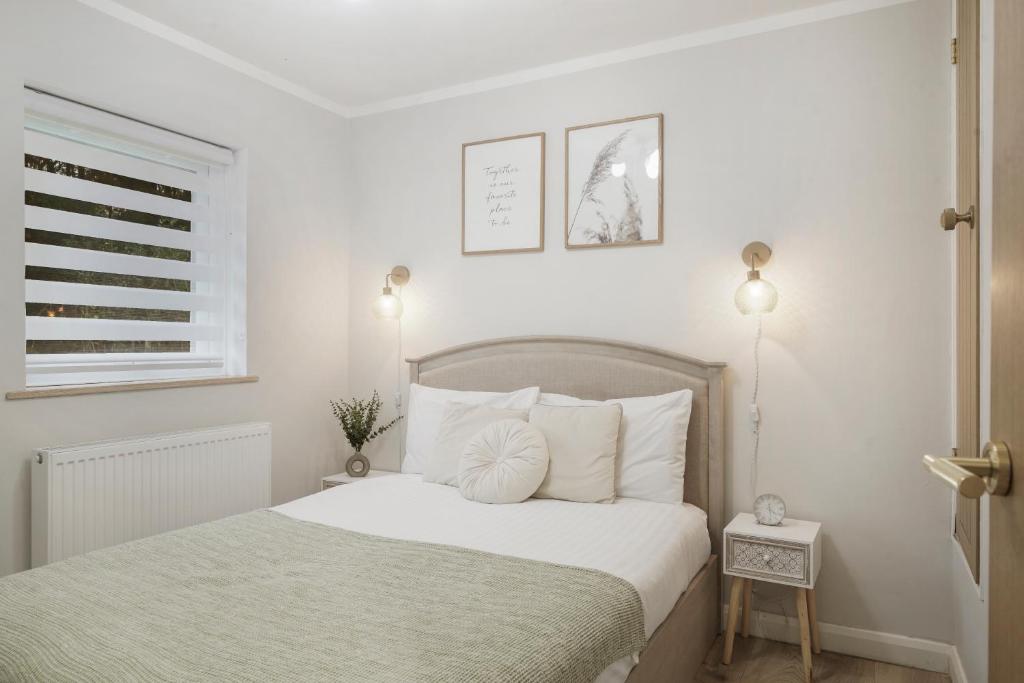 Ένα ή περισσότερα κρεβάτια σε δωμάτιο στο Milton Keynes 3BR,Spacious Home, Sleeps 5, Families Stays, Free Parking