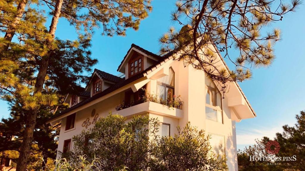 Gallery image of Hotel Des Pins Dalat in Xuan An