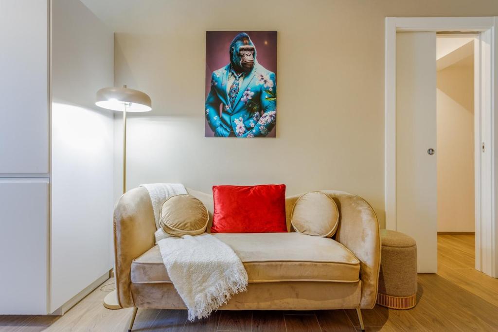 Posezení v ubytování The Duke Residence in the Motor Valley Soul