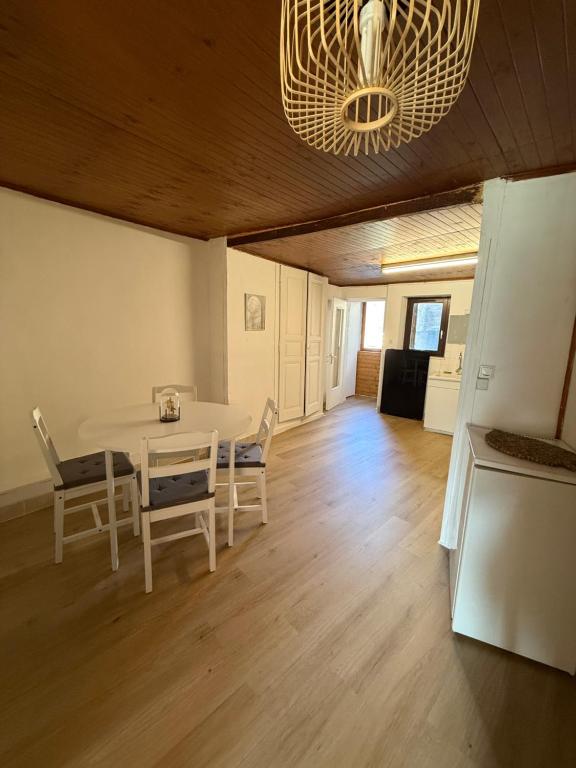 Χώρος καθιστικού στο Face au chateau